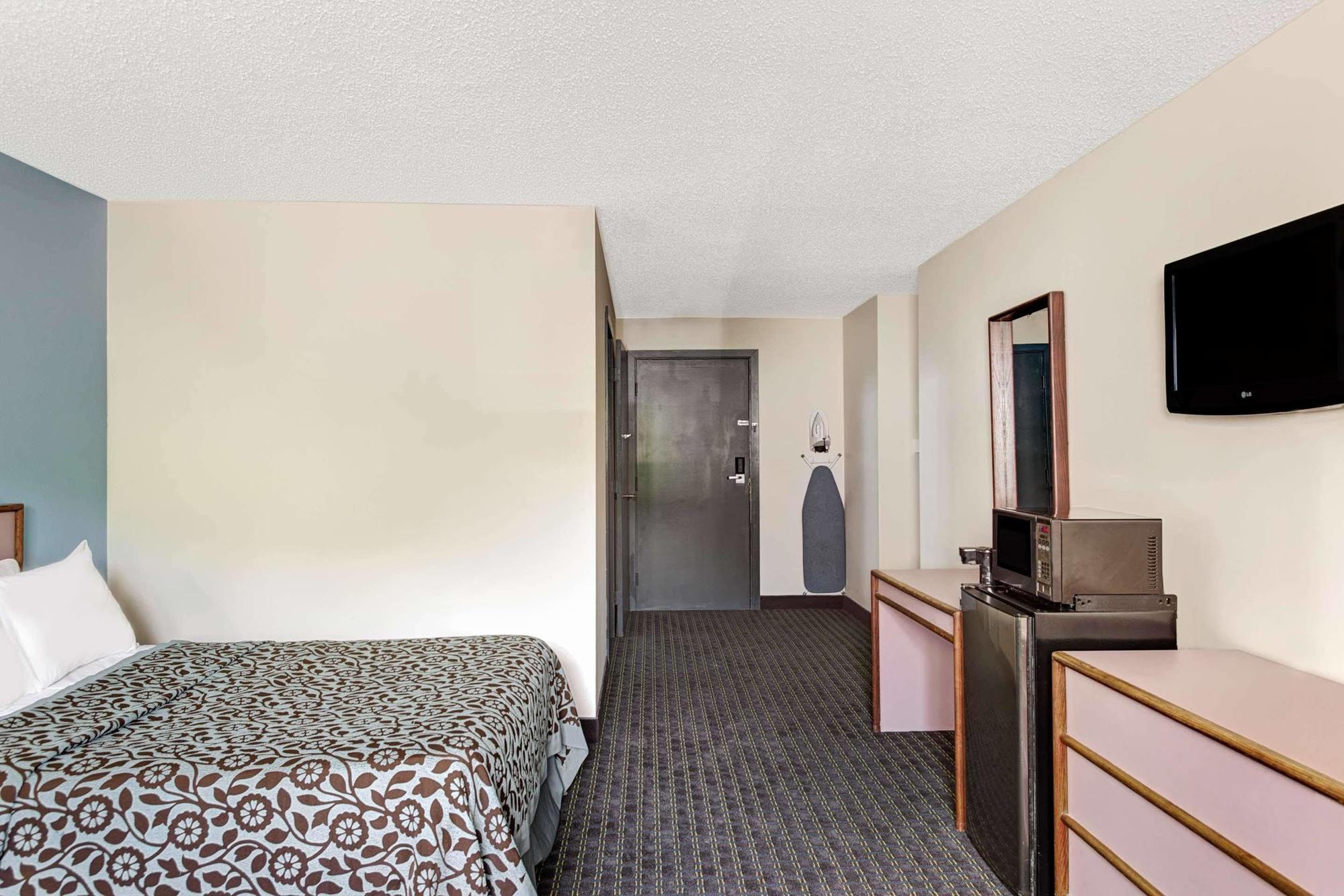 Days Inn By Wyndham Shrewsbury Worcester Eksteriør bilde